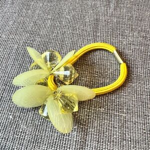 Yellow Floral Hair Accessory